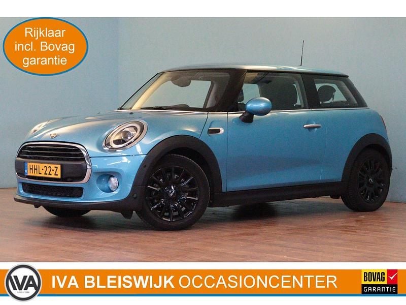 Blauw Gebruikt 2019 Mini Cooper Chili Hatchback | € 14.500 (Goede deal) - Afbeelding 1/3