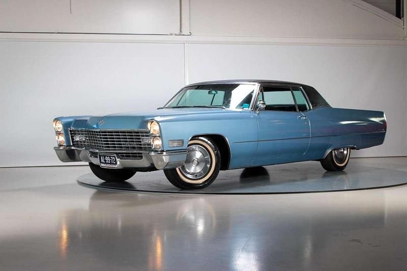 Blauw Occasion 1967 Cadillac Deville Sedan | € 29.750 - Afbeelding 1/4