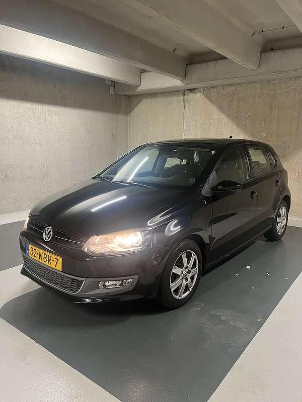 Gebruikt 2010 VW Polo Comfortline Sedan | € 8.450 (Eerlijke prijs) - Afbeelding 1/4