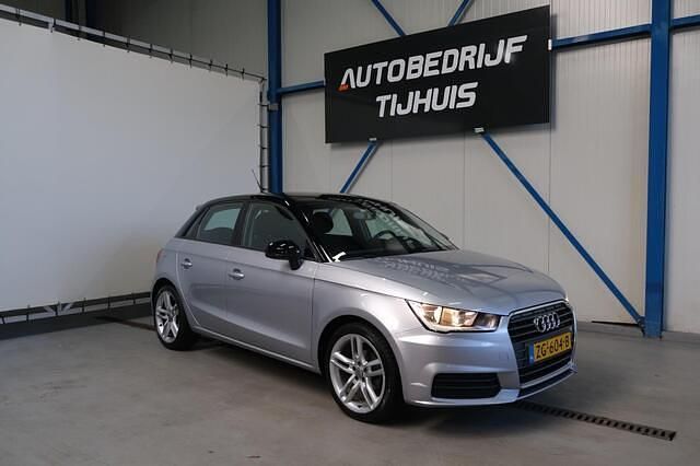 Grijs Occasion 2016 Audi A1 Sportback Design Hatchback | € 9.750 (Eerlijke prijs) - Afbeelding 1/4