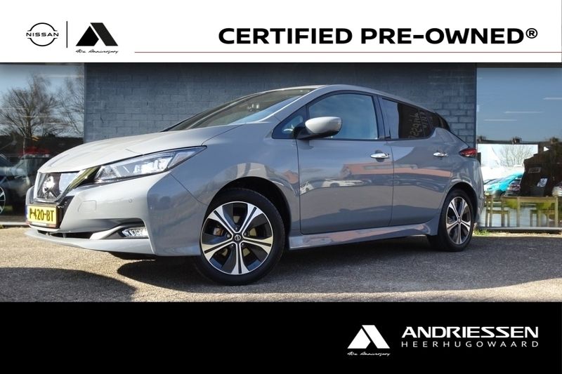 Grijs, metallic lak Gebruikt 2022 Nissan Leaf Tekna Hatchback | € 23.450 (Eerlijke prijs) - Afbeelding 1/4
