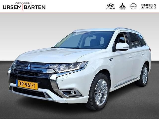 Wit Gebruikt 2019 Mitsubishi Outlander Intense SUV | € 18.990 (Goede deal) - Afbeelding 1/4