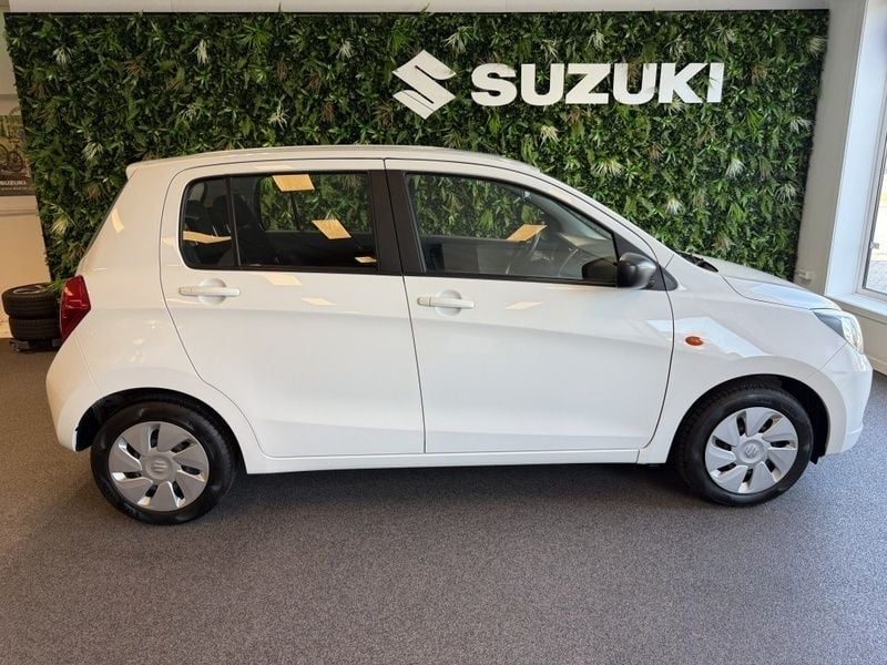 Wit Gebruikt 2018 Suzuki Celerio Comfort Hatchback | € 6.350 (Eerlijke prijs) - Afbeelding 1/4