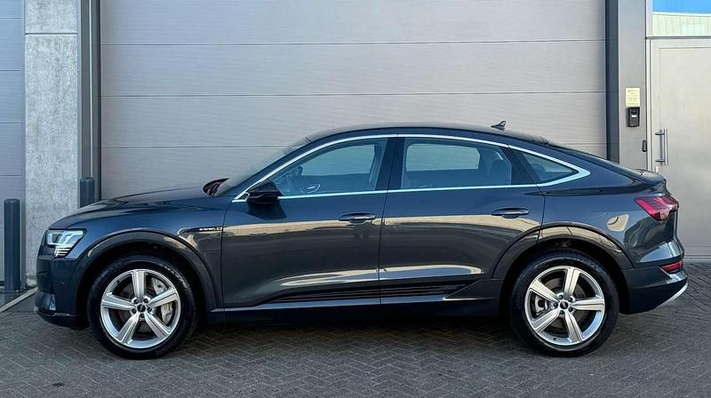 Occasion Audi e-tron Sportback Business 300 kW (409 PK) 2020 Grijs SUV