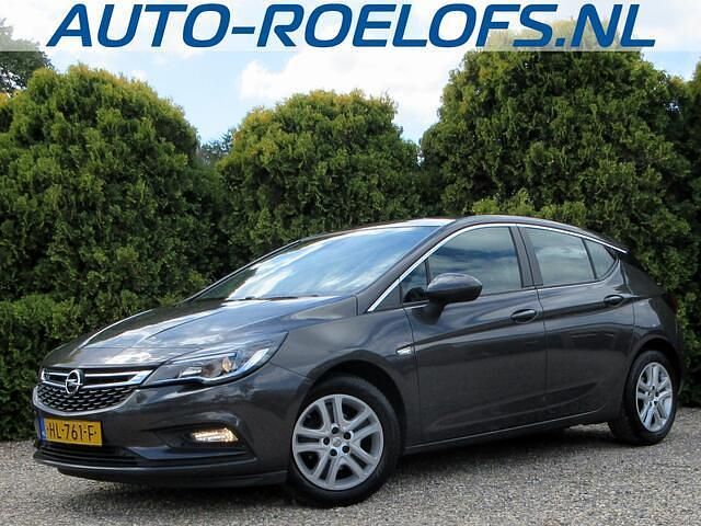 Grijs Gebruikt 2015 Opel Astra Business Hatchback | € 8.390 (Eerlijke prijs) - Afbeelding 1/4