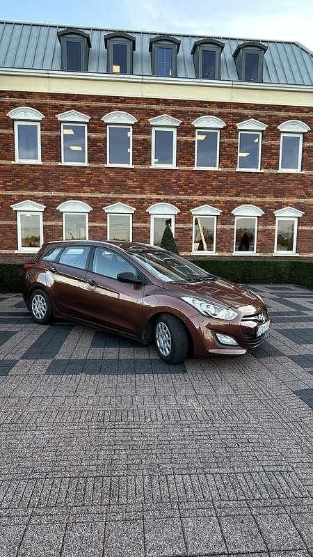 Occasion 2013 Hyundai i30 Stationwagen | € 9.500 (Eerlijke prijs) - Afbeelding 1/4