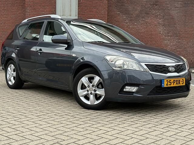 Grijs Gebruikt 2011 Kia Ceed Stationwagen | € 2.495 (Super prijs) - Afbeelding 1/4