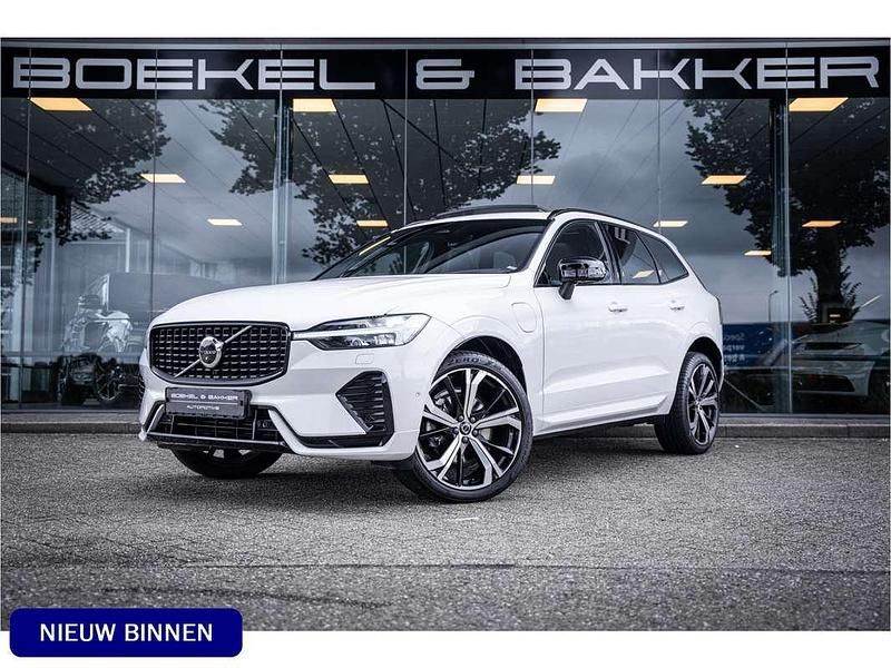 Wit Gebruikt 2021 Volvo XC60 R-Design SUV | € 48.950 (Iets duurder) - Afbeelding 1/4