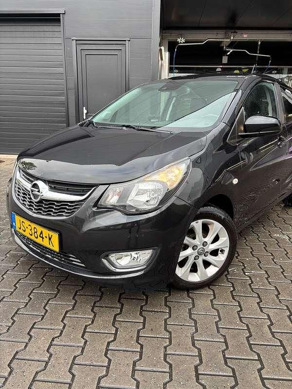 Zwart Gebruikt 2016 Opel Karl Innovation Hatchback | € 5.800 (Goede deal) - Afbeelding 1/4