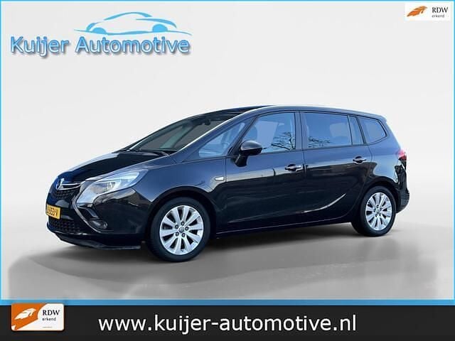 Zwart Gebruikt 2015 Opel Zafira Tourer Cosmo MPV | € 8.945 (Eerlijke prijs) - Afbeelding 1/4