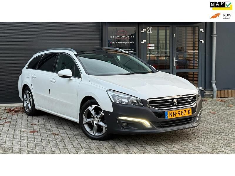 Wit Occasion 2017 Peugeot 508 SW Stationwagen | € 5.999 (Eerlijke prijs) - Afbeelding 1/4