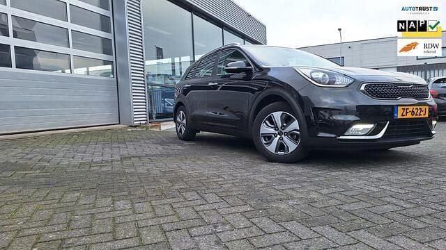 Zwart Gebruikt 2019 Kia Niro SUV | € 16.949 (Eerlijke prijs) - Afbeelding 1/4