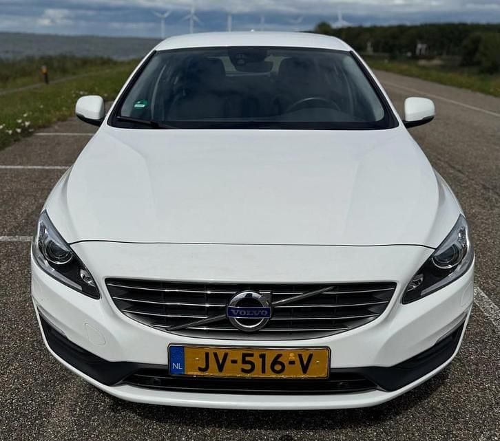 Gebruikt 2016 Volvo S60 Sedan | € 11.999 (Super prijs) - Afbeelding 1/4