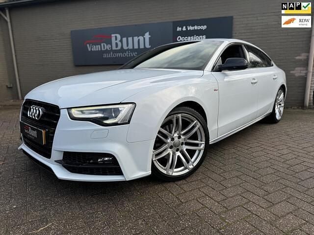 Grijs Gebruikt 2016 Audi A5 Sportback Competition Hatchback | € 15.999 (Eerlijke prijs) - Afbeelding 1/4