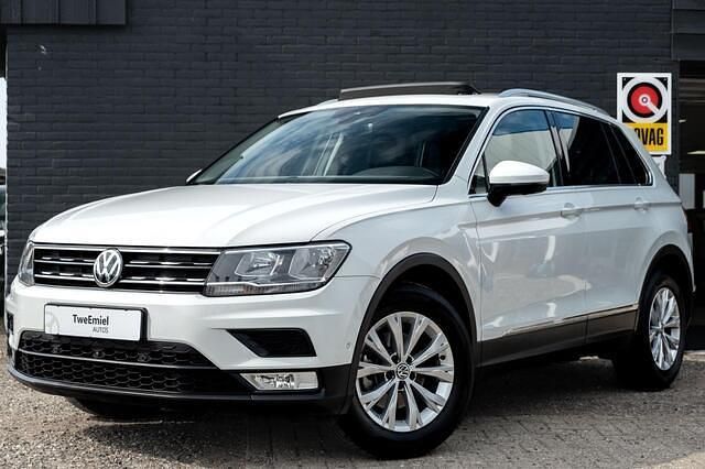 Wit Gebruikt 2017 VW Tiguan Comfortline SUV | € 19.950 (Goede deal) - Afbeelding 1/4