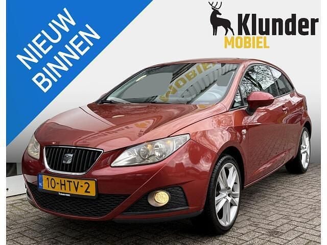 Rood Gebruikt 2009 Seat Ibiza SC Sport Hatchback | € 3.590 (Eerlijke prijs) - Afbeelding 1/4
