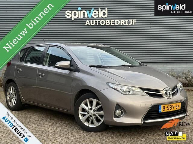 Occasion Toyota Auris 99 PK (72 kW) 2013 Bruin Hatchback