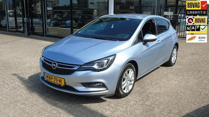 Occasion Opel Astra Innovation 105 PK (77 kW) 2016 Grijs Hatchback
