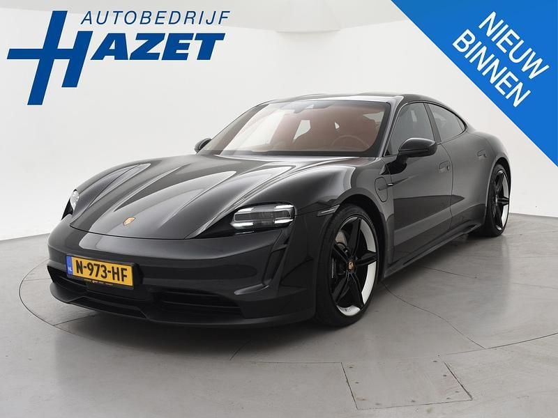 Zwart Gebruikt 2021 Porsche Taycan 4S Performance Package Sedan | € 59.950 (Eerlijke prijs) - Afbeelding 1/4