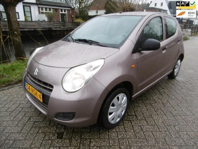 Bruin Gebruikt 2011 Suzuki Alto Hatchback | € 2.645 (Eerlijke prijs) - Afbeelding 1/4