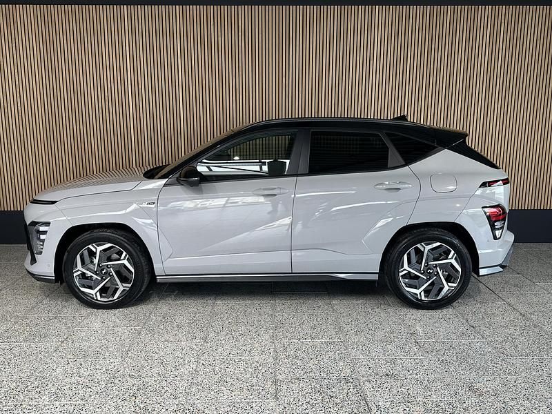 Occasion Hyundai Kona N Line 129 PK (94 kW) 2025 Grijs SUV