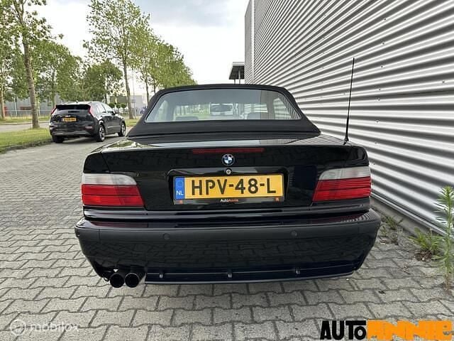 Occasion BMW 318 Cabriolet Exclusive 116 PK (85 kW) 1998 Zwart Cabriolet