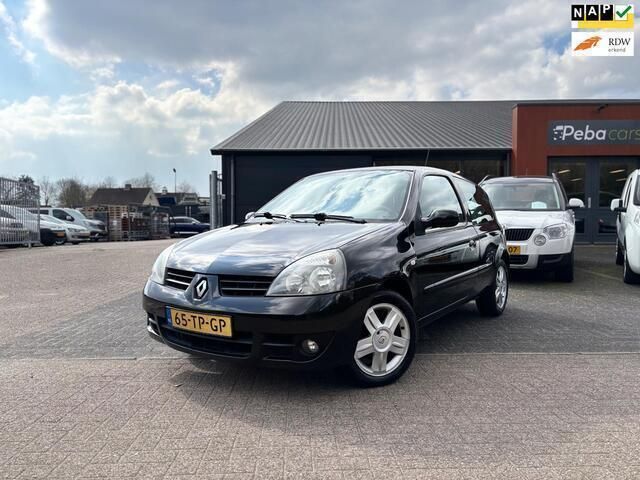 Zwart Gebruikt 2006 Renault Clio II Campus Hatchback | € 1.000 (Iets duurder) - Afbeelding 1/4