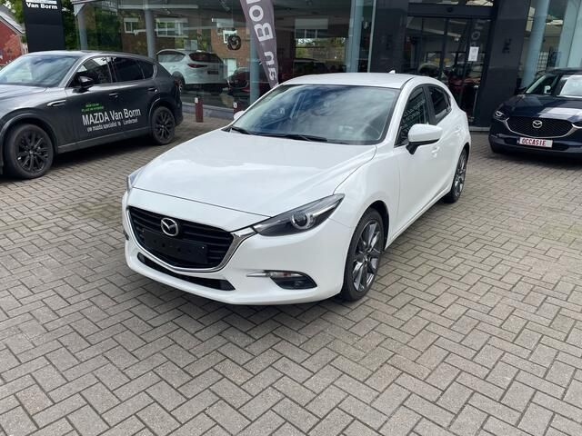 Wit Gebruikt 2018 Mazda 3 Hatchback | € 17.200 (Eerlijke prijs) - Afbeelding 1/4
