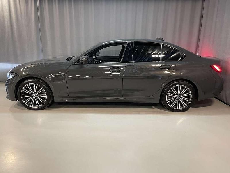Occasion BMW 320e Executive 204 PK (150 kW) 2022 Grijs Sedan