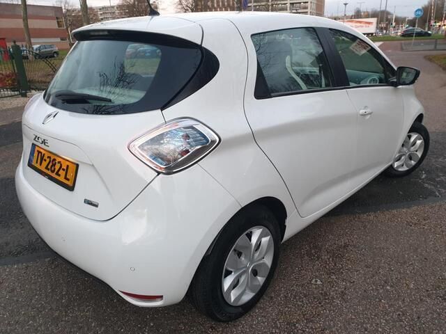 Occasion Renault Zoe Life 67 kW (92 PK) 2018 Wit Hatchback