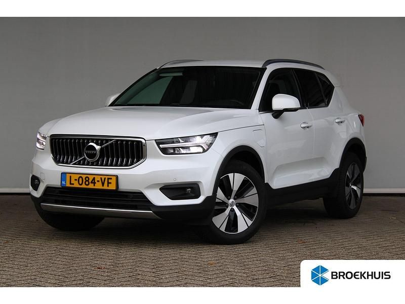 Wit Gebruikt 2020 Volvo XC40 R-Design SUV | € 27.900 (Super prijs) - Afbeelding 1/4