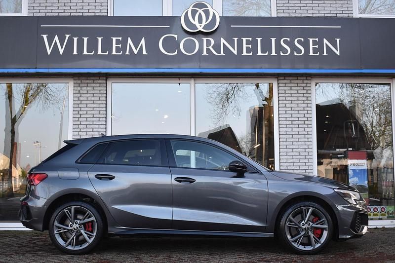 Occasion Audi A3 Sportback e-tron Competition 245 PK (180 kW) 2021 Grijs Hatchback