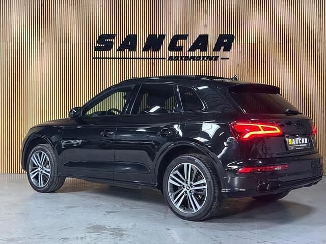 Occasion Audi Q5 Competition 367 PK (269 kW) 2020 Zwart (metallic) SUV