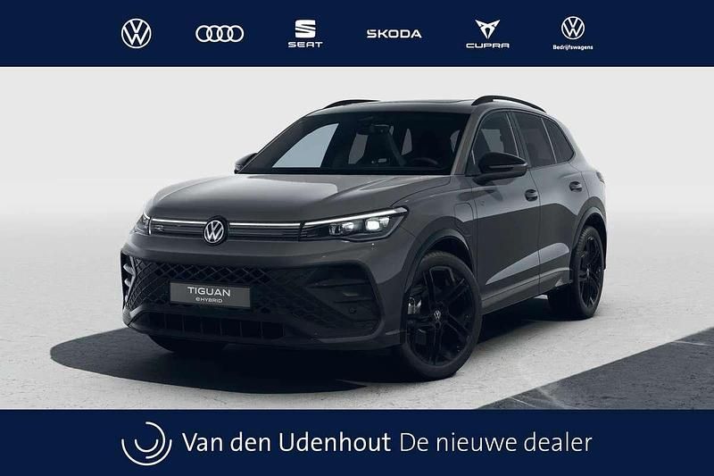 Grijs Nieuw 2025 VW Tiguan R-line Edition SUV | € 56.342 (Iets duurder) - Afbeelding 1/4