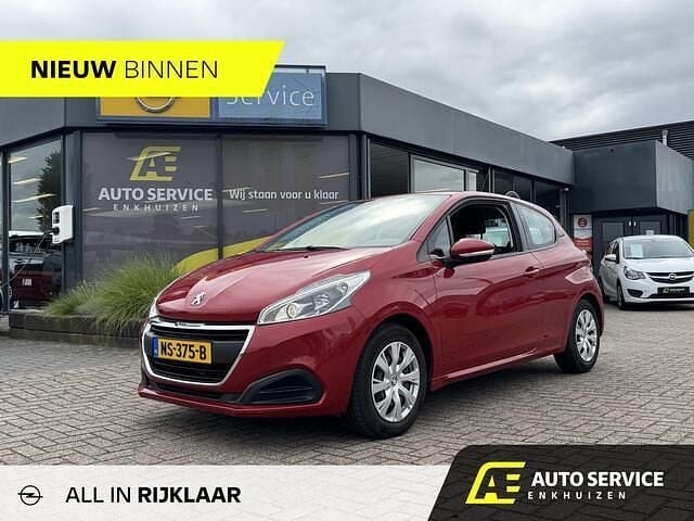 Rood Gebruikt 2017 Peugeot 208 Active Hatchback | € 8.750 (Eerlijke prijs) - Afbeelding 1/4