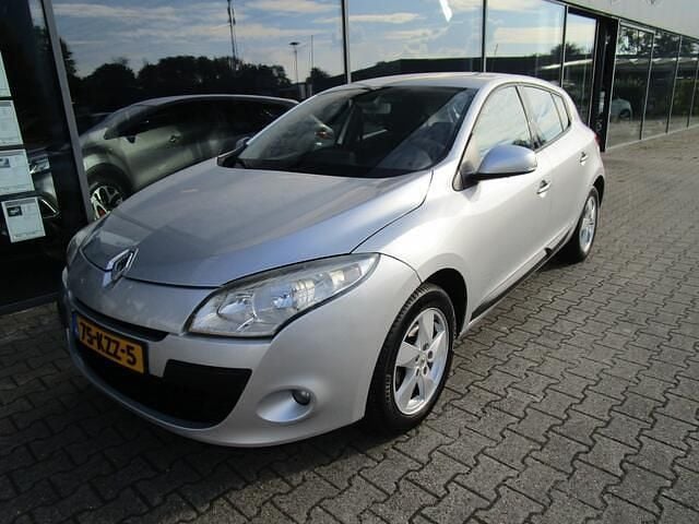 Occasion Renault Mégane III Dynamique 112 PK (82 kW) 2010 Grijs Hatchback