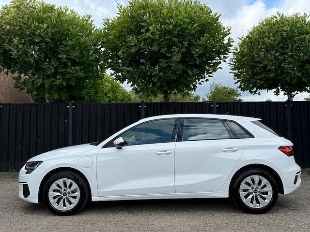 Occasion Audi A3 Sportback e-tron Business 204 PK (150 kW) 2022 Wit Hatchback