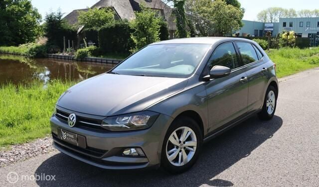Grijs Gebruikt 2018 VW Polo Comfortline Hatchback | € 9.995 (Super prijs) - Afbeelding 1/4