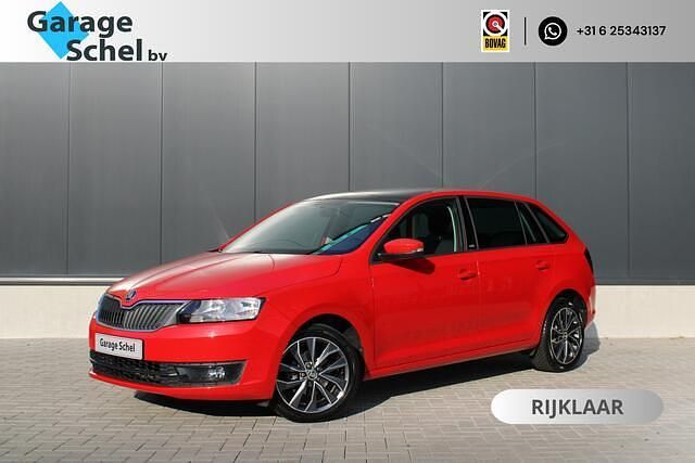 Rood (metallic) Gebruikt 2016 Skoda Rapid Hatchback | € 12.950 (Iets duurder) - Afbeelding 1/4
