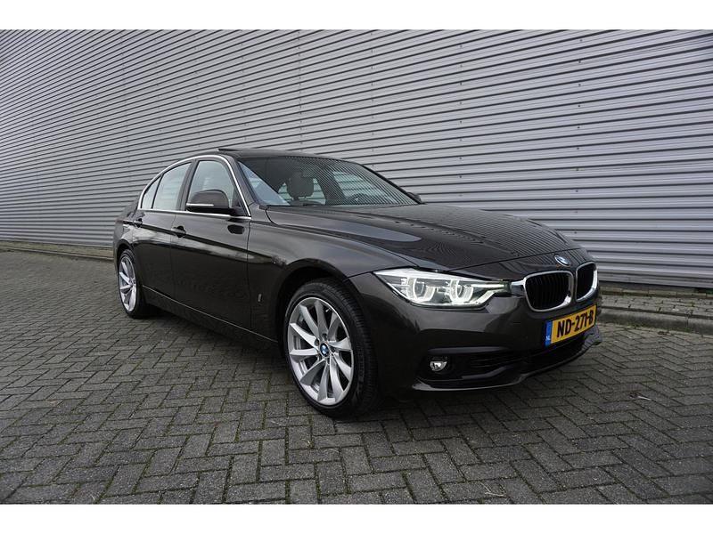 Occasion BMW 330 Executive 184 PK (135 kW) 2016 Bruin Sedan