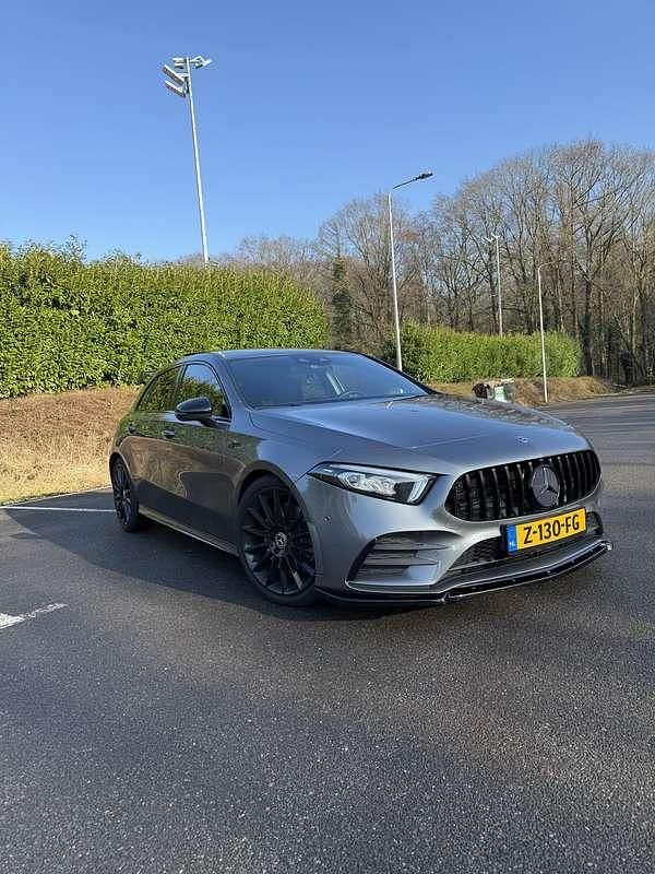 Occasion Mercedes A250 Premium Plus 224 PK (164 kW) 2018 Grijs Hatchback