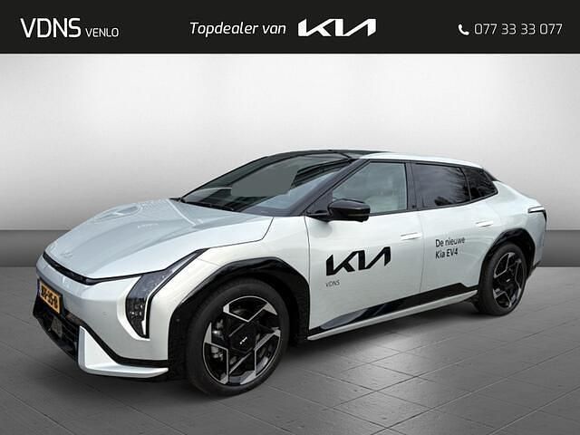 Grijs Occasion 2025 Kia EV4 GT Hatchback | € 44.900 (Goede deal) - Afbeelding 1/4