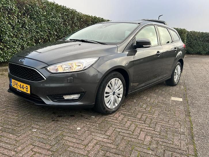 Gebruikt 2017 Ford Focus Business Edition | € 6.500 (Super prijs) - Afbeelding 1/4