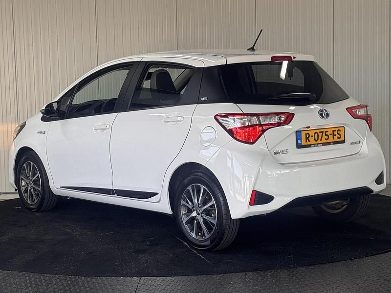 Occasion Toyota Yaris Hybrid 2022 Wit Hatchback