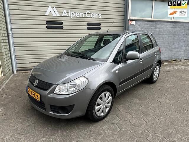 Grijs Gebruikt 2008 Suzuki SX4 Comfort MPV | € 5.650 (Eerlijke prijs) - Afbeelding 1/4