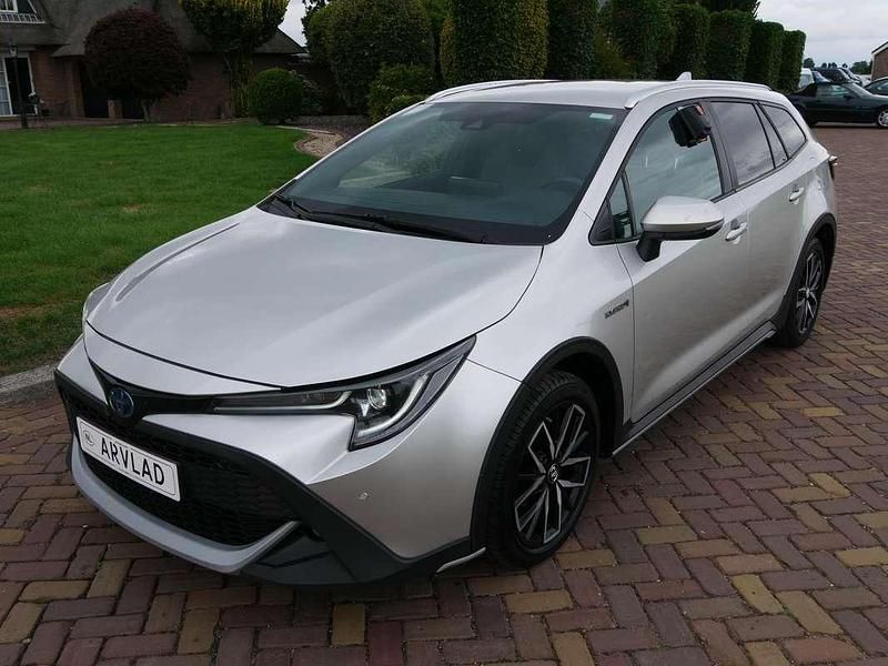 Occasion Toyota Corolla 2011 Grijs, metallic lak Stationwagen