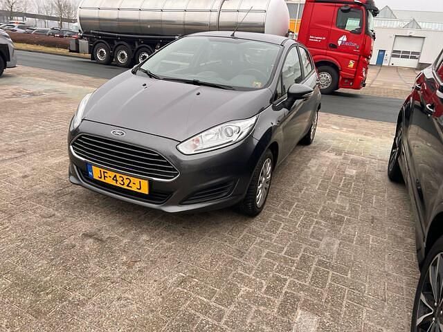Occasion Ford Fiesta Style 65 PK (47 kW) 2016 Grijs Hatchback