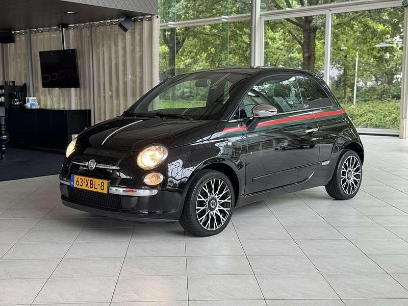 Zwart Gebruikt 2012 Fiat 500 Hatchback | € 4.950 (Eerlijke prijs) - Afbeelding 1/4