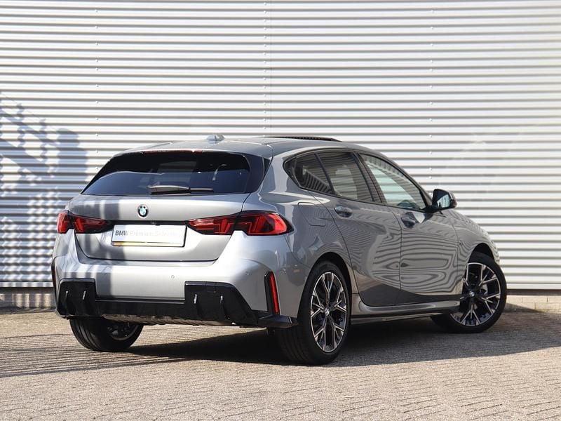 Occasion BMW 120 M Sport 170 PK (125 kW) 2025 Grijs Hatchback