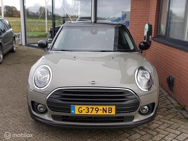 Occasion Mini Cooper Clubman Business 136 PK (100 kW) 2019 Grijs Stationwagen